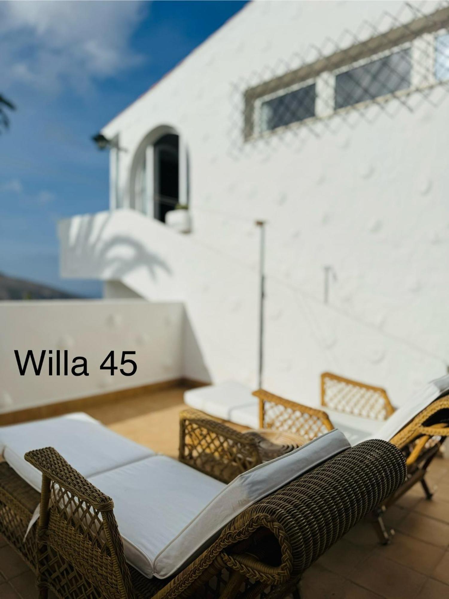 Villa Azure Horizon And Breeze - Panoramic Ocean View And Heated Pool Чайофа Экстерьер фото